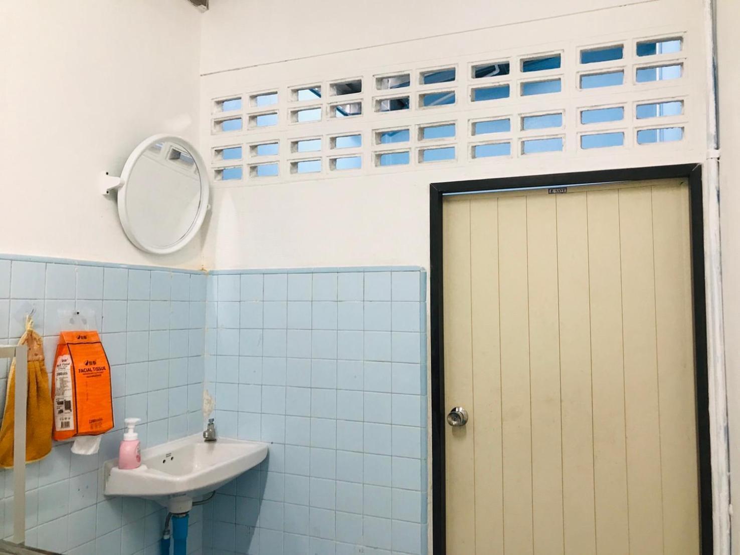Silom Guesthouse Bangkok Luaran gambar