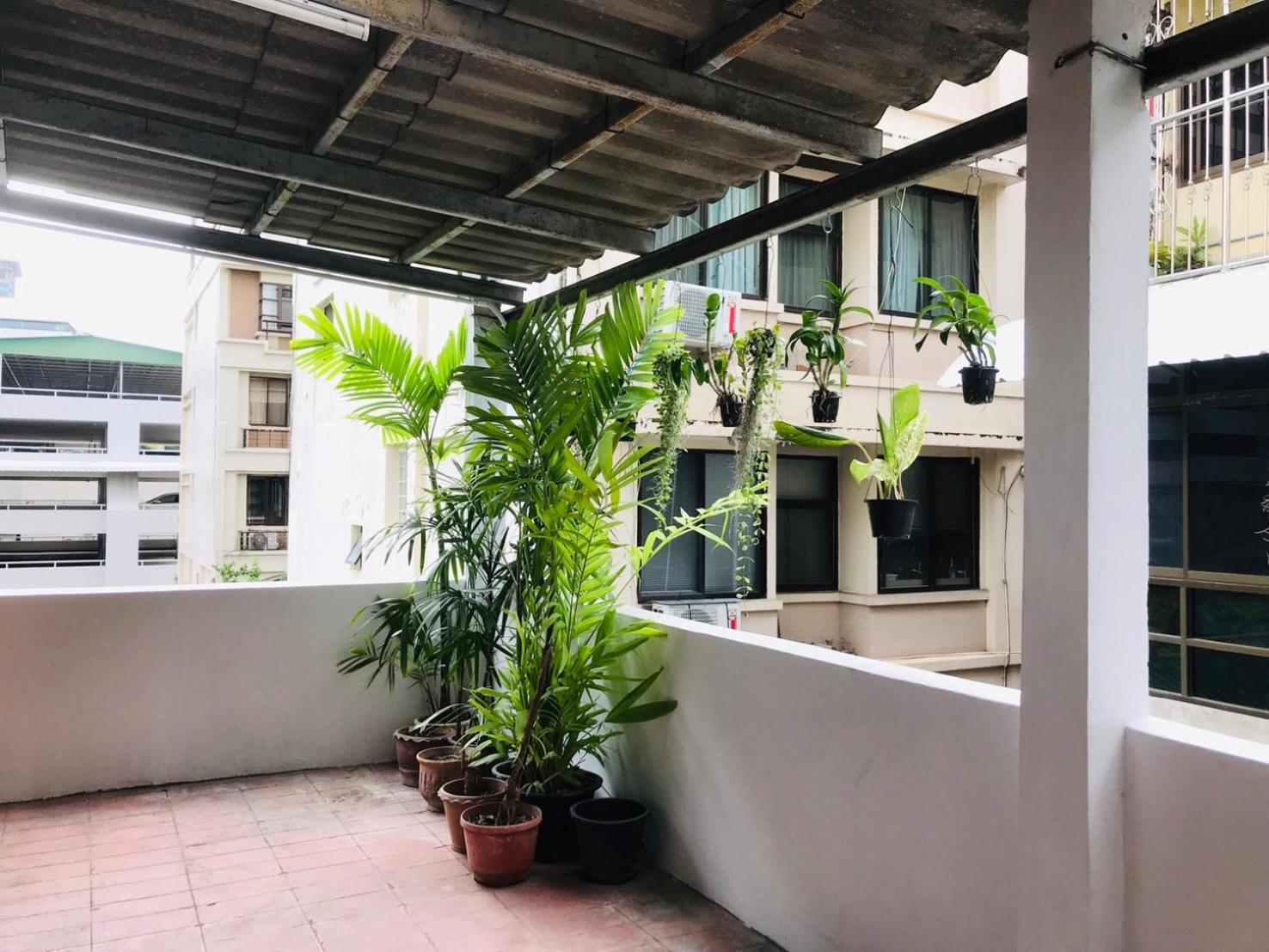 Silom Guesthouse Bangkok Luaran gambar