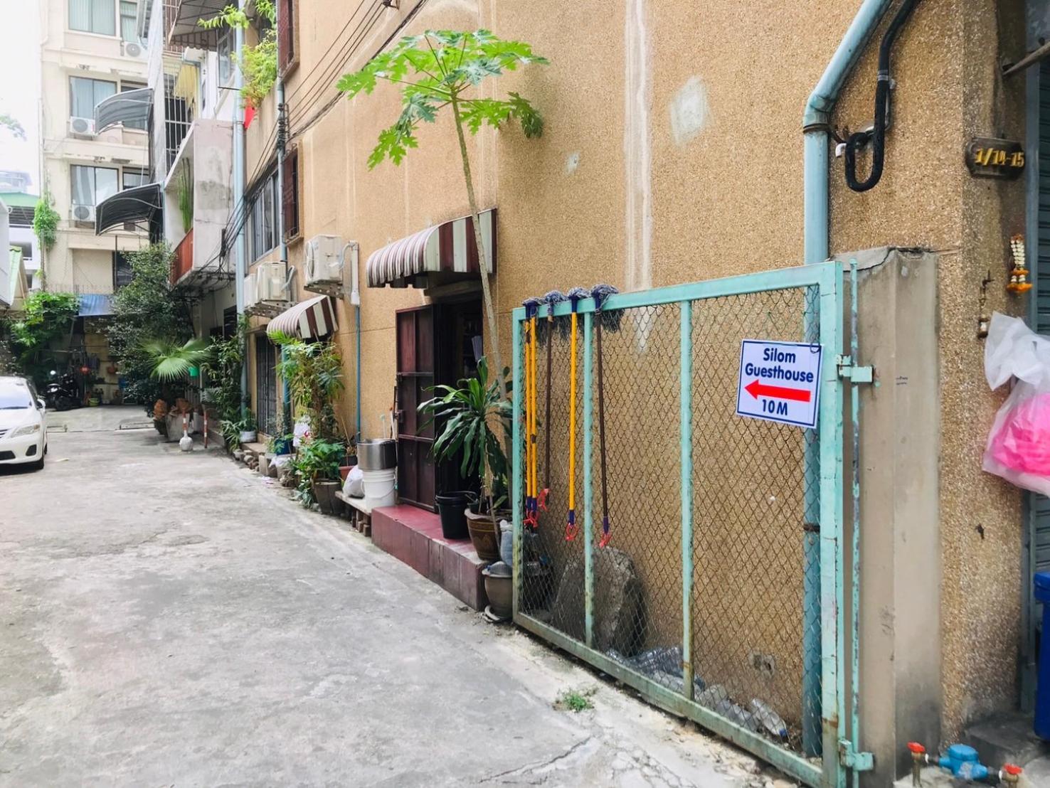 Silom Guesthouse Bangkok Luaran gambar