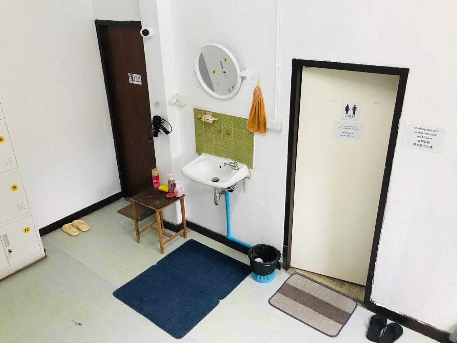Silom Guesthouse Bangkok Luaran gambar